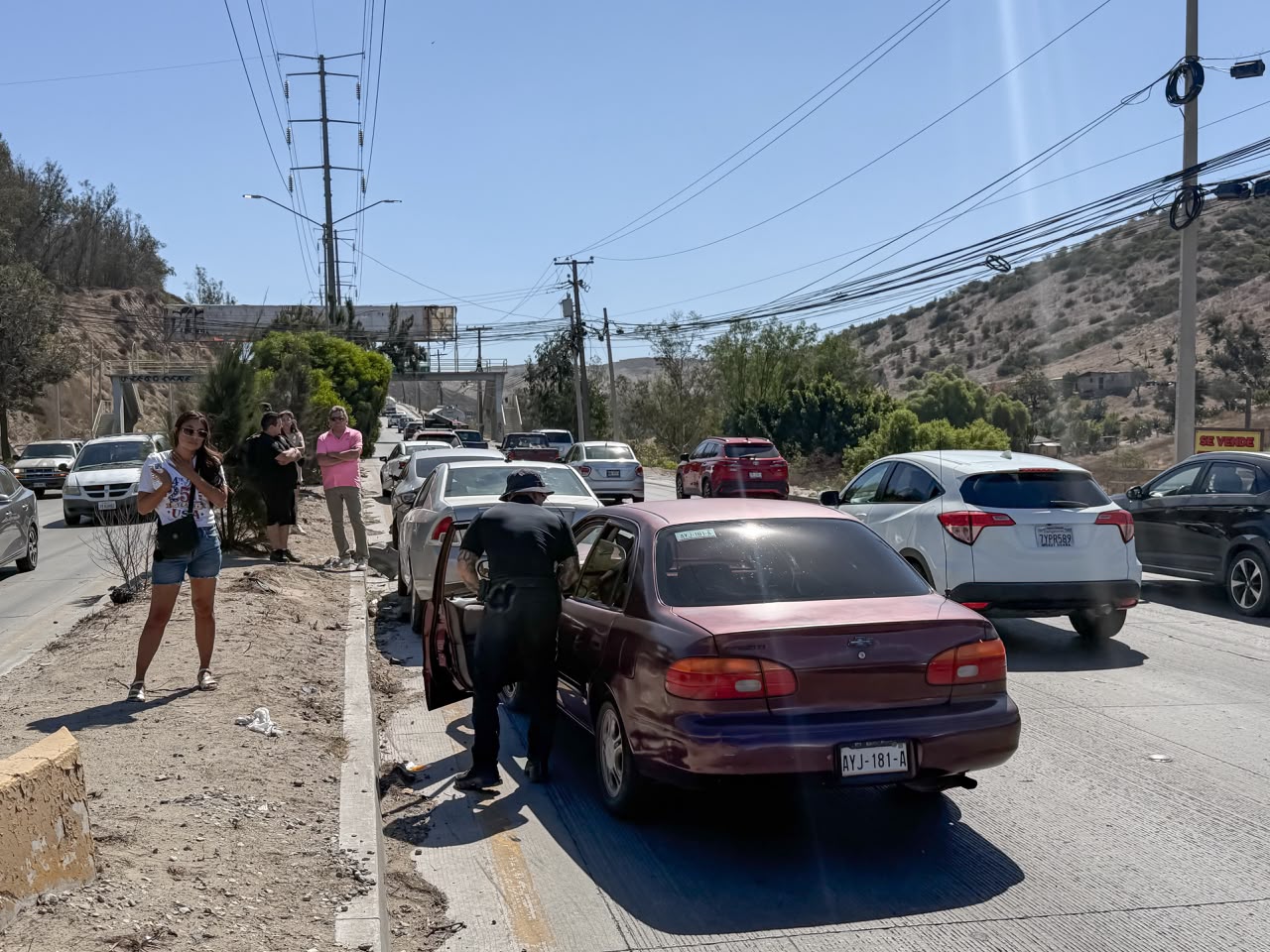 CHOQUE MÚLTIPLE DE CINCO VEHÍCULOS CAUSA CONGESTIONAMIENTO EN ROSAS MAGALLÓN